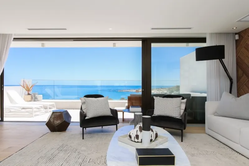 Geneva 24 A in Camps Bay – photo 7