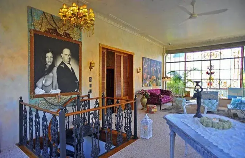 Enigma Mansion Guest House in Camps Bay – photo 10