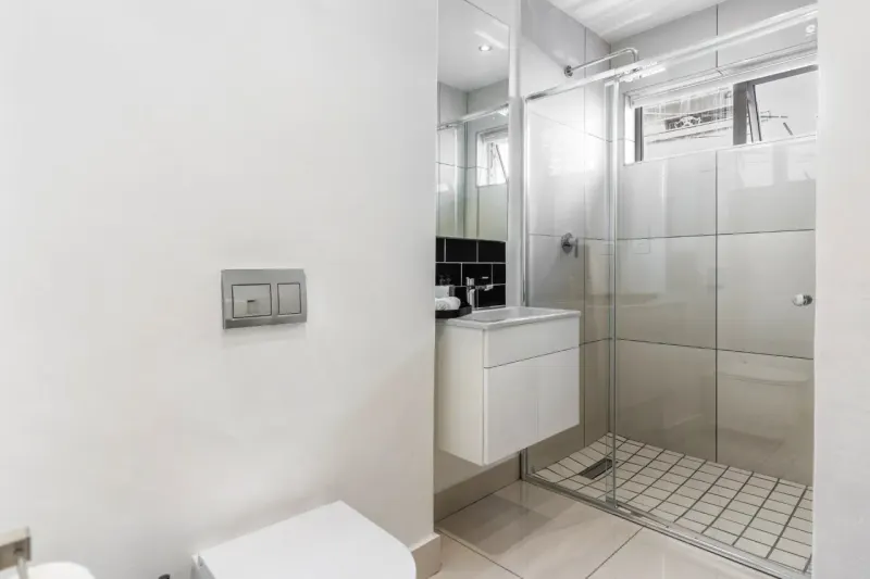 The Crescent Villa in Camps Bay – photo 22