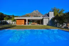 Lions Edge Villa in Camps Bay – photo 1 thumbnail
