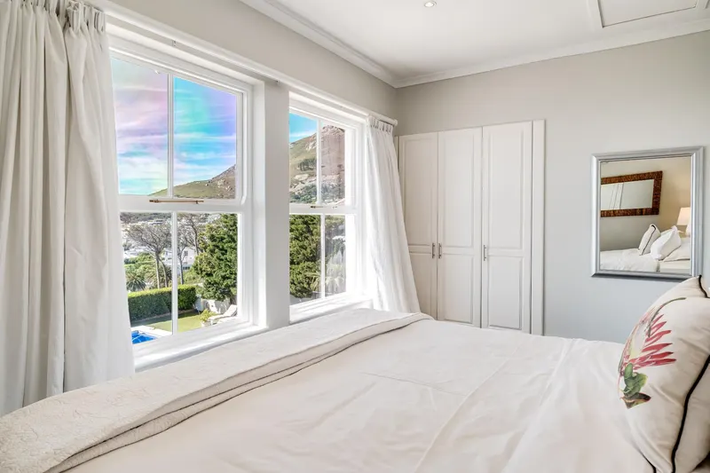 Villa Galazzio  in Camps Bay – photo 20
