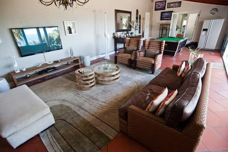 Quebec Villa in Camps Bay – photo 12