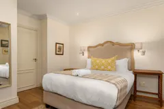 Cape Royale 203 in Green Point – photo 3 thumbnail