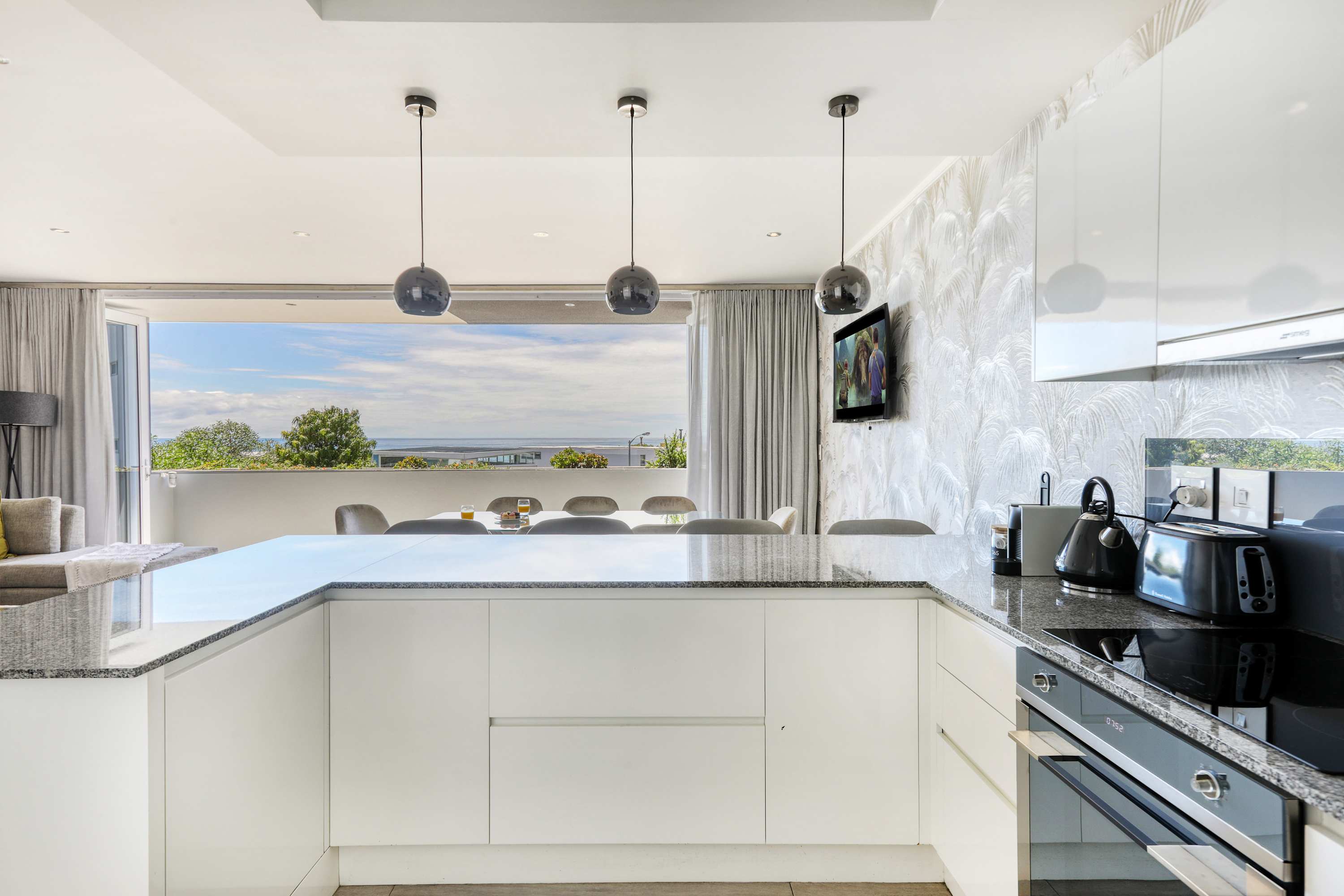 property_b04190c5-84cb-4b1c-a913-fa558f841bb5_35