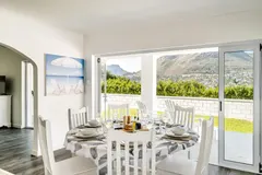 Villa Santorini in Hout Bay – photo 15 thumbnail