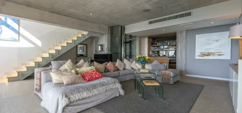 Majestic Sky Villa in Green Point – photo 37