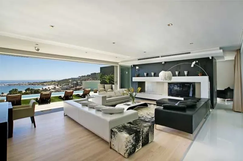 Geneva Villa in Camps Bay – photo 2
