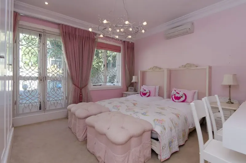 Ravine Villa in Bantry Bay – photo 21