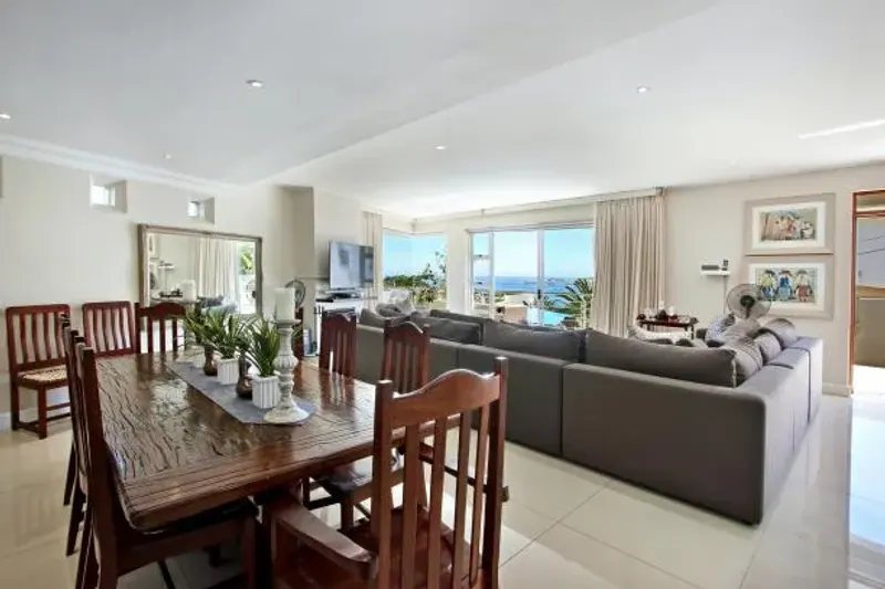Camps Bay Atlantic Villa in Bakoven – photo 3