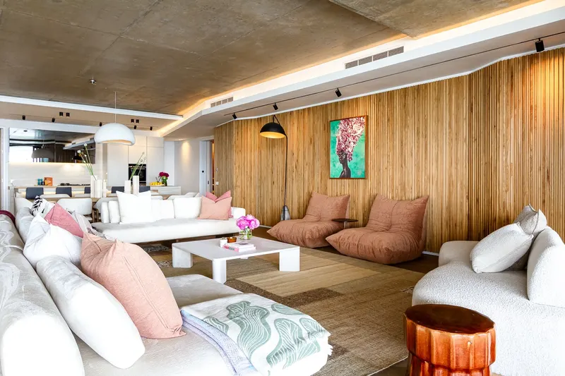 Arkham Villa in Fresnaye – photo 20