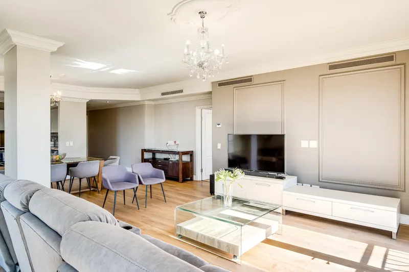 407 Royal in Green point – photo 29