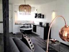 Hero City Urban Studio in De Waterkant – photo 1 thumbnail