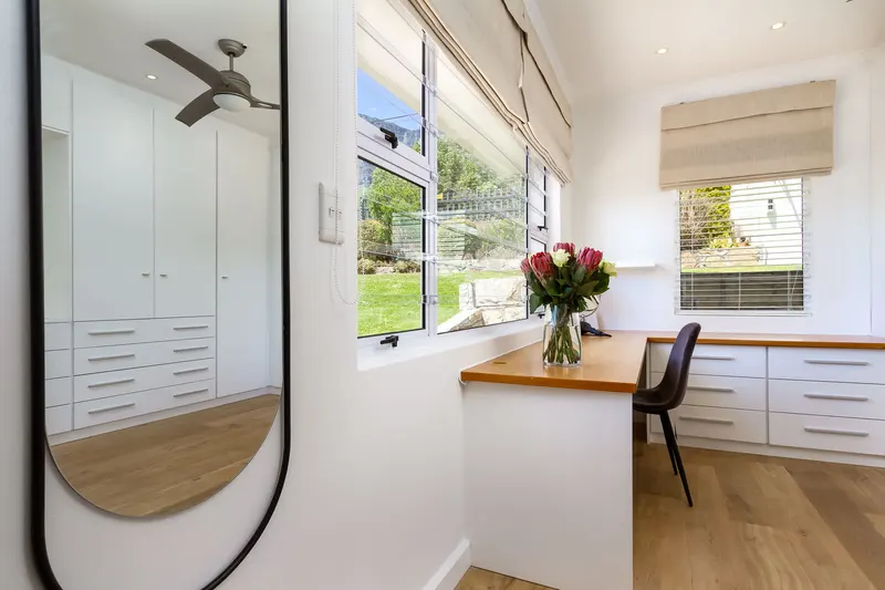 Camps Bay Deluxe in Camps Bay – photo 21