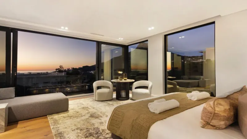 Ronald Luxury Villa in Camps Bay – photo 20