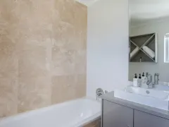 207 De Waterkant Place in Green Point – photo 4 thumbnail