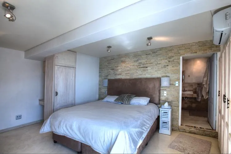property_b29378d8-c3c9-4af4-ae5c-5639cc7d38b5_4