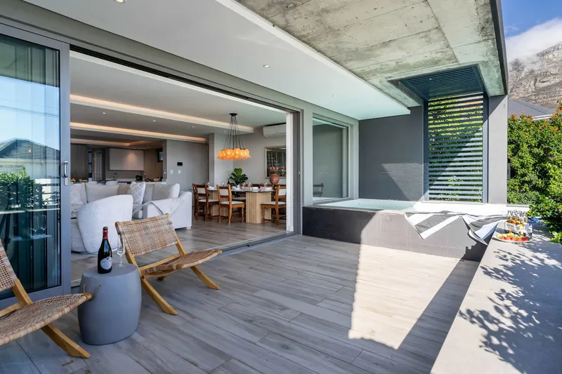 Tide View Villa in Camps Bay – photo 7