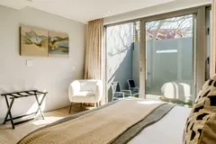 Blue Ocean Penthouse in Camps Bay – photo 17 thumbnail