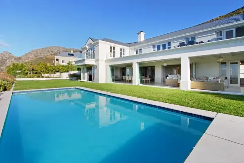 Villa Chardonnay in Muizenberg – photo 1
