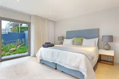 Karibu Villa in Camps Bay – photo 19 thumbnail