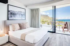 Ocean's 33 Villa in Camps Bay – photo 17 thumbnail