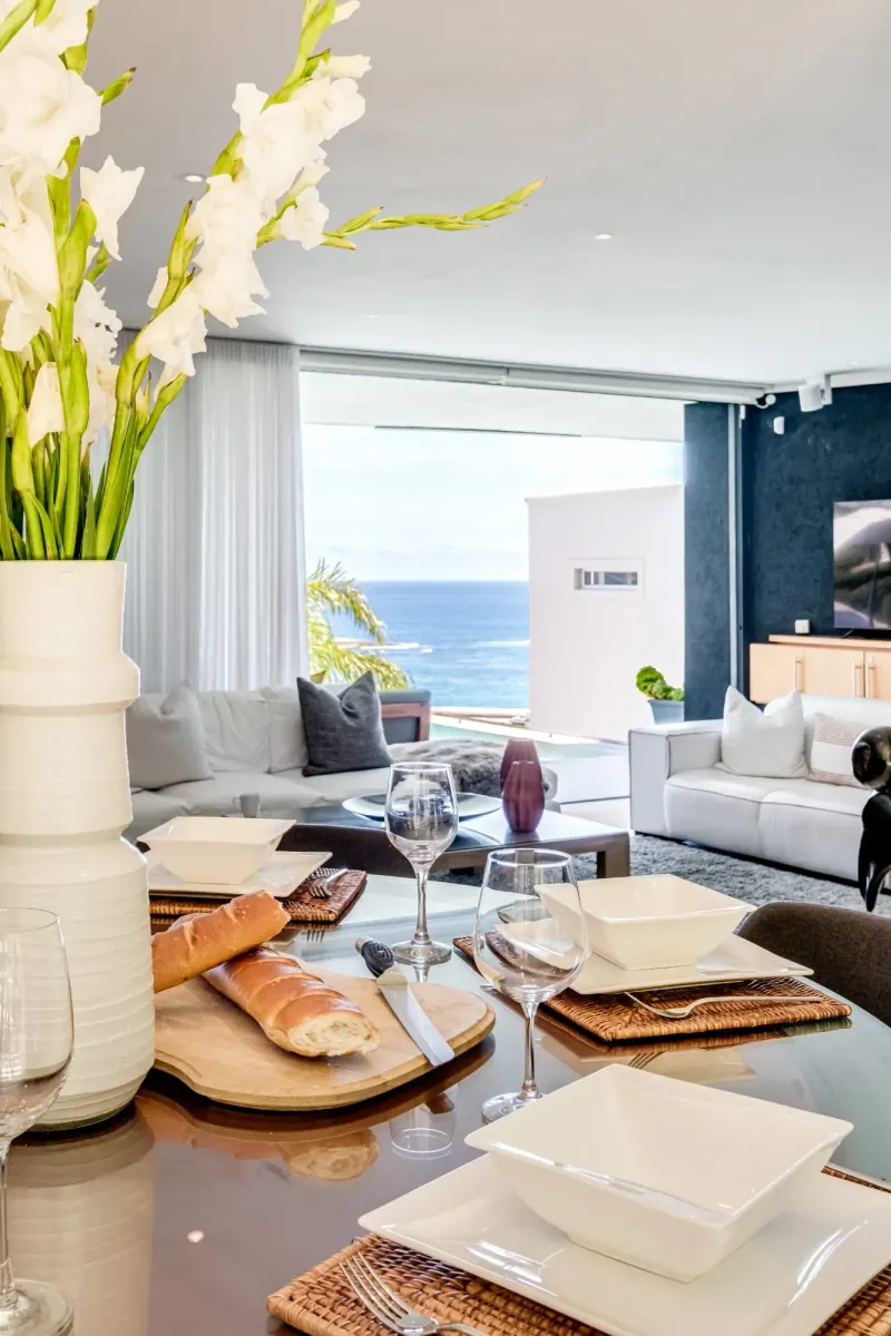 Ocean's 33 Villa in Camps Bay – photo 6