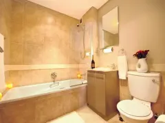 Dunmore Apartment in Clifton – photo 2 thumbnail