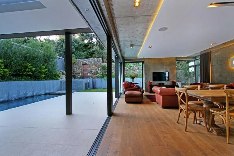 property_b3ed6aa7-1e0d-424d-88a7-803f6ca91f76_11