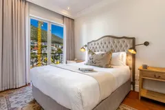 Cape Royale 615 in Green Point – photo 10 thumbnail