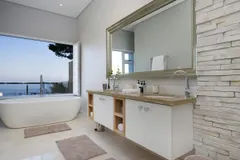 Sunset Bay Villa in Bakoven – photo 25 thumbnail