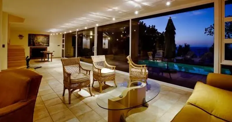 De Wet Villa in Bantry Bay – photo 13