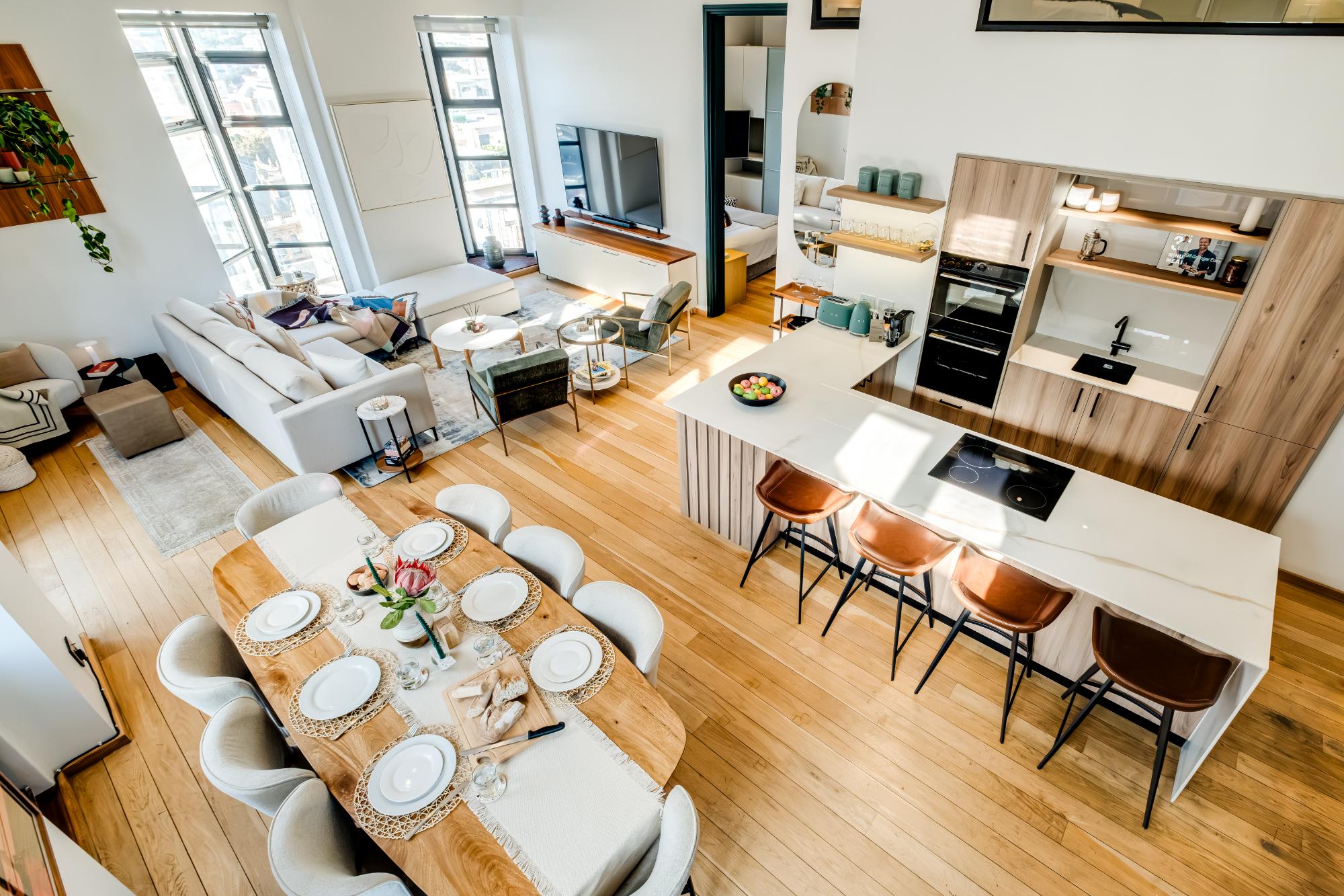 property_b47fa2b9-e30b-47c7-8d38-82032b6cd17c_2