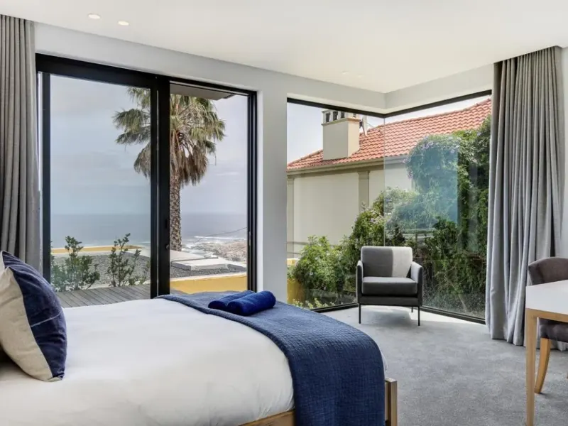Skyline Views in Camps Bay – photo 4