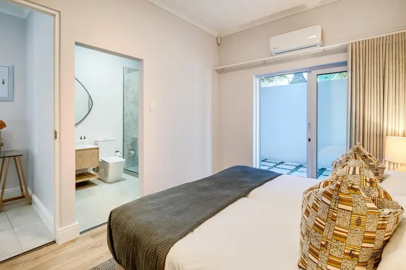 Sapphire Tide Terrace in Camps Bay – photo 37