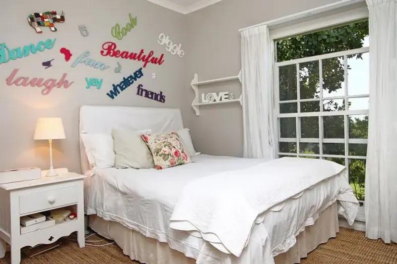 Avenue Bordeaux in Constantia Heights – photo 14
