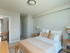 Dolphin Beach Beauty in Table View – photo 11 thumbnail