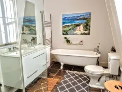 Emary Villa in Newlands – photo 14 thumbnail