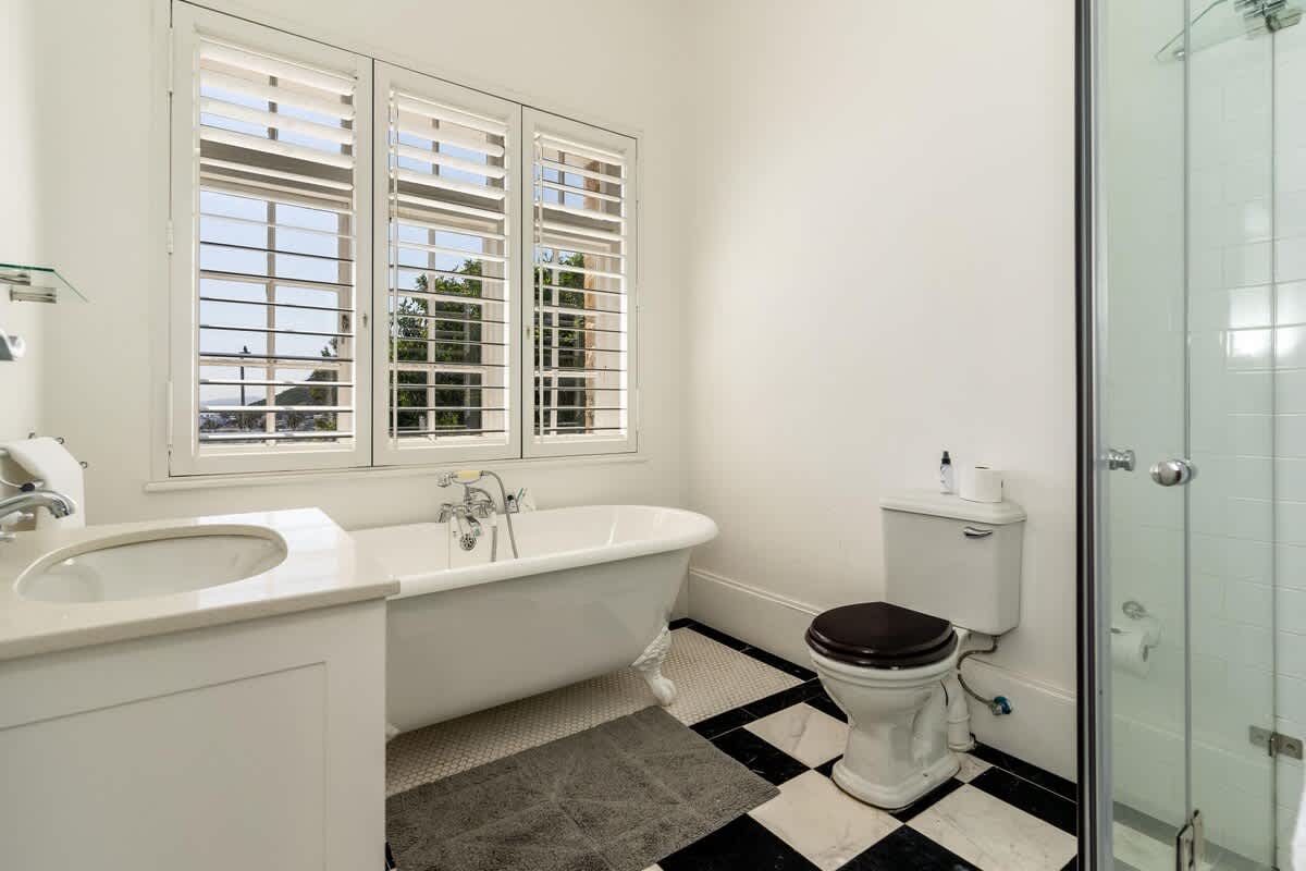 property_b57888b6-070f-4b60-bd5f-307f748069ef_21