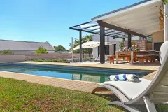 Constantia Modern Villa in Constantia – photo 4 thumbnail