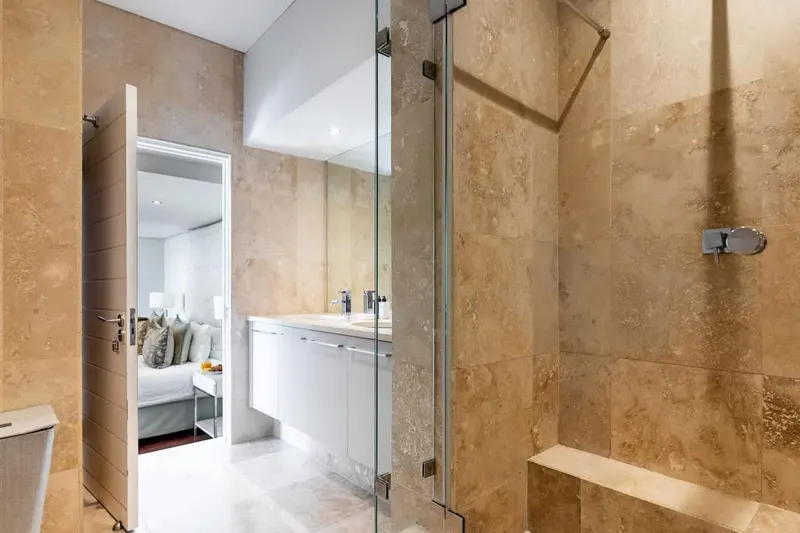 Sunset Cove Apartment in Camps Bay – photo 16