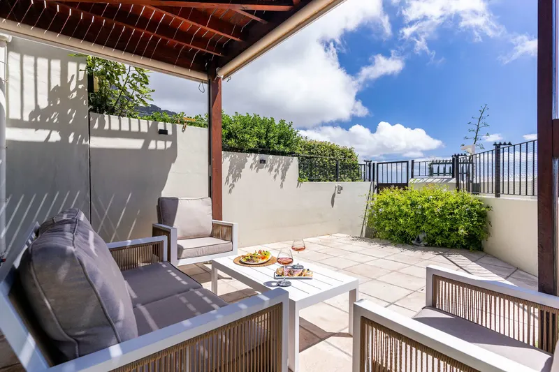 Camps Bay Nest in Camps Bay – photo 9