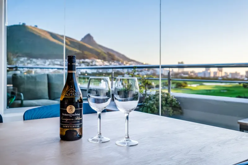 The Apartment in Mouille Point – photo 18