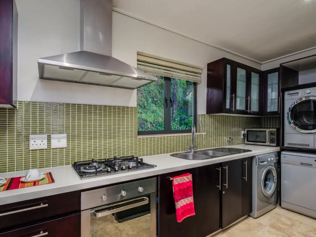 property_b6faf768-b819-4f0b-ae19-9db8c10c9df6_32