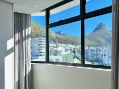 Panoramic Penthouse in Sea Point – photo 17 thumbnail