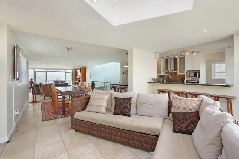 Bayview 40 in Bloubergstrand – photo 17