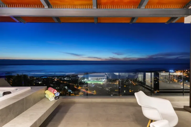 Skyline Penthouse in Camps Bay – photo 10