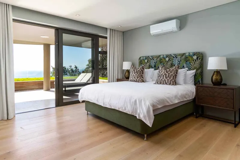 Zen Sky Villa in Bantry Bay – photo 17
