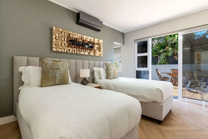 Houghton Views in Camps Bay – photo 28