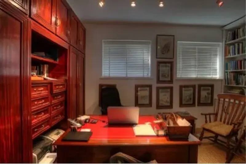 Moses Beach Apartment in Clifton – photo 3