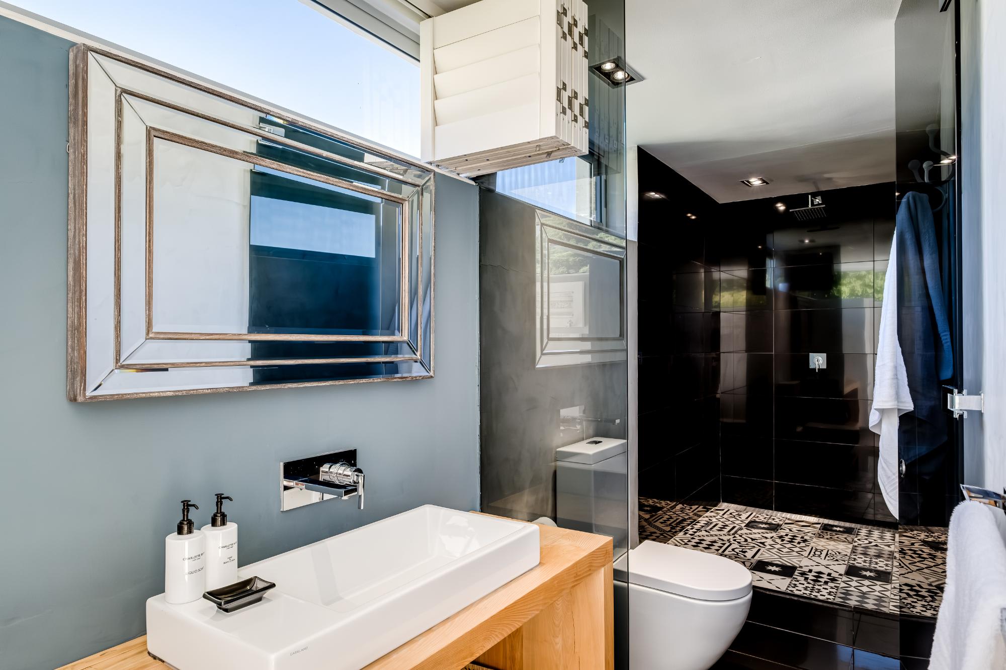 property_b9328067-908b-4477-bc50-a5a4883f0978_34